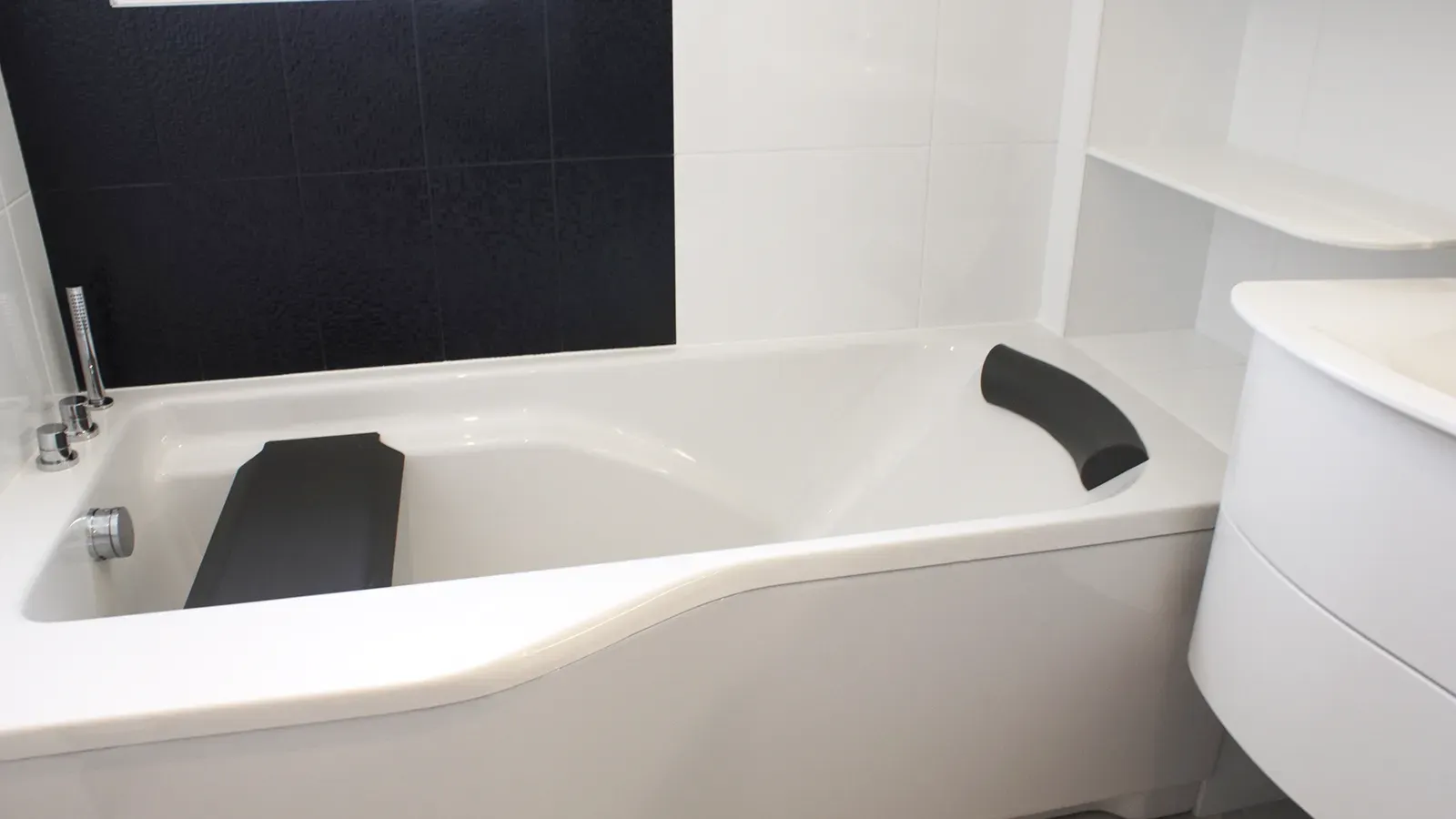 Une salle de bains pensée comme un espace de bien-être — 3